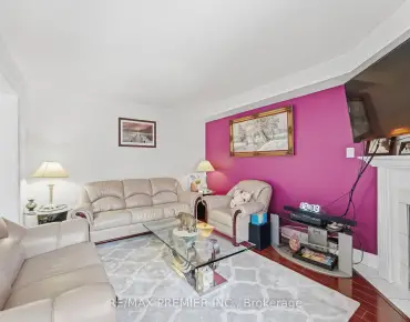 
Oxfordshire St <a href='https://luckyalan.com/community.php?community=Markham:Berczy'>Berczy, Markham</a> 4 beds 6 baths 2 garage $1.499M