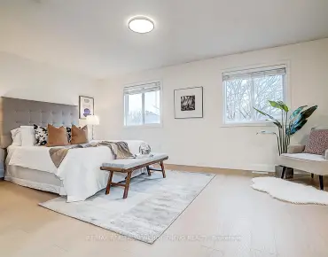 
18-20 Reuben St Aurora Village, Aurora 5 beds 4 baths 1 garage $1.325M