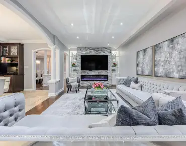 
125 Green Bush Cres <a href='https://luckyalan.com/community.php?community=Vaughan:Crestwood-Springfarm-Yorkhill'>Crestwood-Springfarm-Yorkhill, Vaughan</a> 5 beds 4 baths 2 garage $1.498M