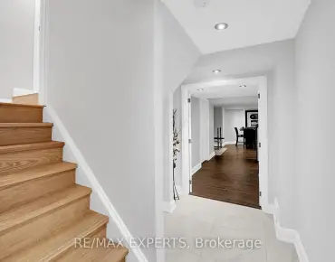 
100 Cherry Hills Rd Glen Shields, Vaughan 4 beds 4 baths 2 garage $1.44M