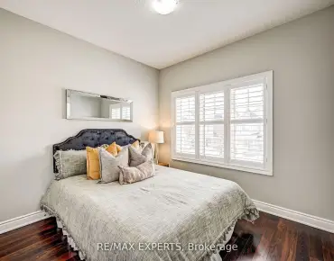 
9548 Weston Rd <a href='https://luckyalan.com/community.php?community=Vaughan:Vellore Village'>Vellore Village, Vaughan</a> 3 beds 4 baths 2 garage $1.19M