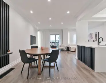 17 Amberhill Way Bayview Wellington, Aurora 3 beds 3 baths 1 garage $975K