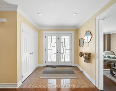 145 Beckenridge Dr <a href='https://luckyalan.com/community.php?community=Markham:Milliken Mills East'>Milliken Mills East, Markham</a> 5 beds 8 baths 3 garage $2.69M