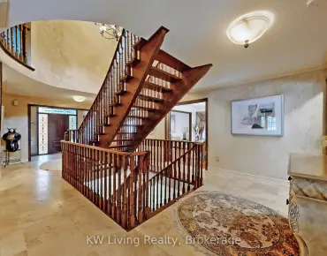 
Sixteenth Ave <a href='https://luckyalan.com/community.php?community=Richmond Hill:Langstaff'>Langstaff, Richmond Hill</a> 3 beds 4 baths 1 garage $1.45M