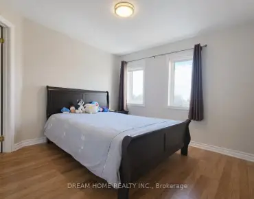 
Lundy's  Huron Heights-Leslie Valley, Newmarket 2 beds 2 baths 1 garage $729.9K