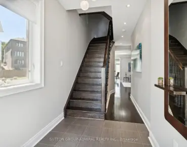 
Wildfire  <a href='https://luckyalan.com/community.php?community=Vaughan:East Woodbridge'>East Woodbridge, Vaughan</a> 3 beds 4 baths 1 garage $1.2M