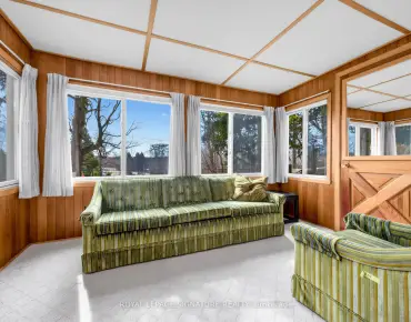 
27 Laureleaf Rd Bayview Glen, Markham 4 beds 7 baths 2 garage $4.588M