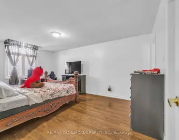 
78 Thorny Brae Dr <a href='https://luckyalan.com/community.php?community=Markham:Royal Orchard'>Royal Orchard, Markham</a> 4 beds 3 baths 2 garage $1.529M