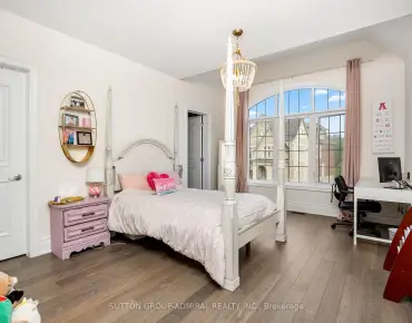 
84 Jessica Gdns <a href='https://luckyalan.com/community.php?community=Vaughan:Crestwood-Springfarm-Yorkhill'>Crestwood-Springfarm-Yorkhill, Vaughan</a> 4 beds 5 baths 2 garage $1.75M