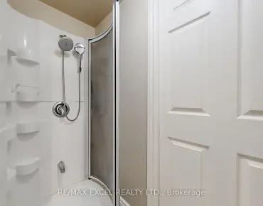 
50 Rathfon Cres <a href='https://luckyalan.com/community.php?community=Richmond Hill:North Richvale'>North Richvale, Richmond Hill</a> 4 beds 2 baths 1 garage $868K