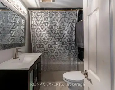 173 ROSANNA Cres <a href='https://luckyalan.com/community.php?community=Vaughan:Maple'>Maple, Vaughan</a> 4 beds 4 baths 1 garage $1.175M