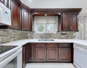 522 Ainsworth Dr Gorham-College Manor, Newmarket 3 beds 3 baths 1 garage $770K