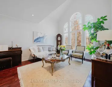 
77 Maurier Blvd <a href='https://luckyalan.com/community.php?community=Vaughan:Patterson'>Patterson, Vaughan</a> 4 beds 4 baths 2 garage $1.489M