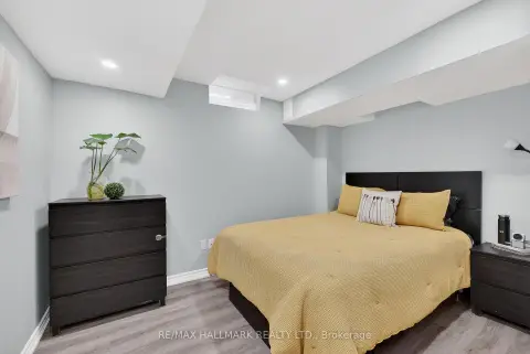 Vaughan real estate