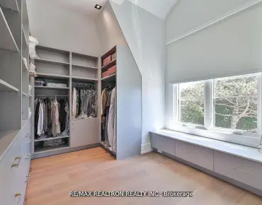 
109 Monteith Cres <a href='https://luckyalan.com/community.php?community=Vaughan:Maple'>Maple, Vaughan</a> 4 beds 4 baths 1 garage $1.399M