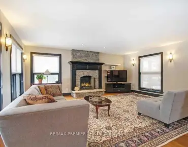 
90 Singhampton Rd <a href='https://luckyalan.com/community.php?community=Vaughan:Kleinburg'>Kleinburg, Vaughan</a> 4 beds 4 baths 1 garage $1.079M