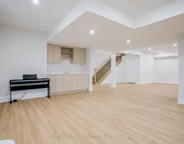 
19 Painted Pony Trl <a href='https://luckyalan.com/community.php?community=Vaughan:Kleinburg'>Kleinburg, Vaughan</a> 4 beds 4 baths 3 garage $2.45M