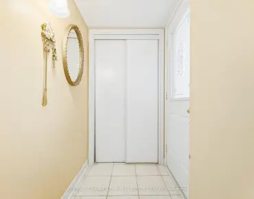 
19 Painted Pony Trl <a href='https://luckyalan.com/community.php?community=Vaughan:Kleinburg'>Kleinburg, Vaughan</a> 4 beds 4 baths 3 garage $2.45M