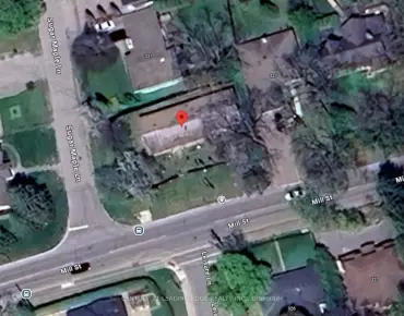 
16 Carriage House Crt Jefferson, Richmond Hill 3 beds 5 baths 2 garage $1.29M