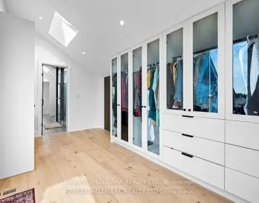 105 Orchard Heights Blvd Aurora Heights, Aurora 4 beds 3 baths 1 garage $1.19M