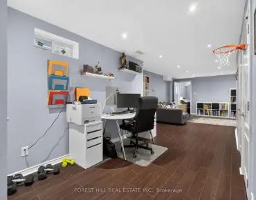 34 Rosebud Crt <a href='https://luckyalan.com/community.php?community=Vaughan:Kleinburg'>Kleinburg, Vaughan</a> 4 beds 7 baths 4 garage $5.799M