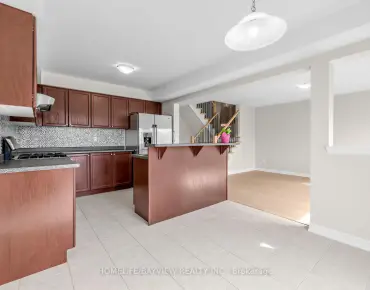 38 Lake Ave Oak Ridges Lake Wilcox, Richmond Hill 2 beds 2 baths 3 garage $1.39M