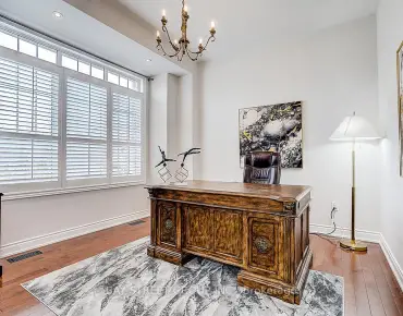 
60 Hillview Dr Bristol-London, Newmarket 3 beds 4 baths 1 garage $1.2M