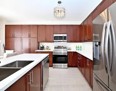 25 Grampian Ave <a href='https://luckyalan.com/community.php?community=Vaughan:Maple'>Maple, Vaughan</a> 3 beds 3 baths 2 garage $1.19M