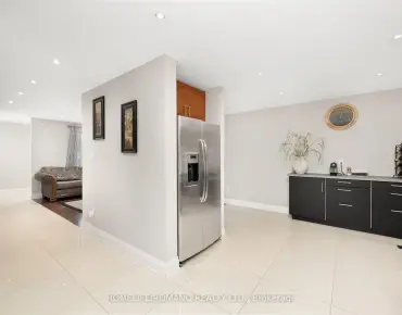 26 Laurel Valley Crt Glen Shields, Vaughan 3 beds 2 baths 1 garage $949K