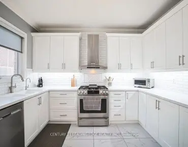 
204 Ivy Jay Cres Bayview Northeast, Aurora 4 beds 5 baths 2 garage $1.68M
