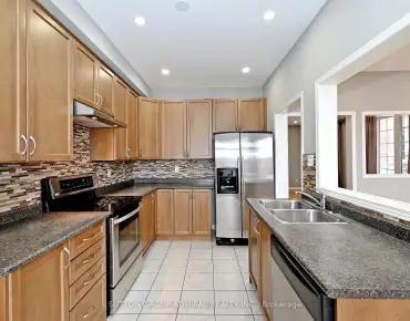 596 Woodbridge Ave <a href='https://luckyalan.com/community.php?community=Vaughan:West Woodbridge'>West Woodbridge, Vaughan</a> 4 beds 3 baths 1 garage $1.249M