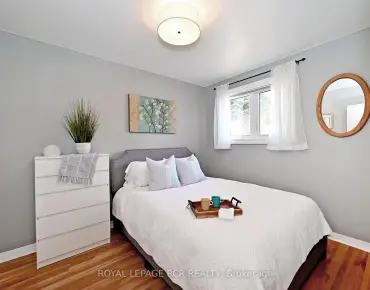 32 Davis Rd Aurora Highlands, Aurora 3 beds 2 baths  garage $885K