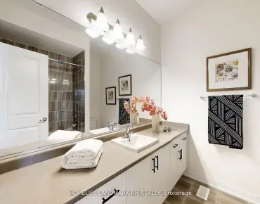 
15 Amulet Cres <a href='https://luckyalan.com/community.php?community=Richmond Hill:Rouge Woods'>Rouge Woods, Richmond Hill</a> 3 beds 4 baths 1 garage $799K