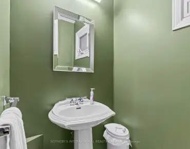 
215 Vellore Woods Blvd <a href='https://luckyalan.com/community.php?community=Vaughan:Vellore Village'>Vellore Village, Vaughan</a> 4 beds 5 baths 2 garage $1.689M