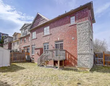 
Ashlar Rd <a href='https://luckyalan.com/community.php?community=Richmond Hill:Crosby'>Crosby, Richmond Hill</a> 3 beds 2 baths 0 garage $858K
