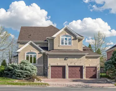 
158 Harbord St <a href='https://luckyalan.com/community.php?community=Markham:Berczy'>Berczy, Markham</a> 3 beds 3 baths 1 garage $1.255M