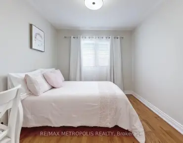 
2 Adam Ernst Crt <a href='https://luckyalan.com/community.php?community=Vaughan:Vellore Village'>Vellore Village, Vaughan</a> 4 beds 4 baths 2 garage $1.499M