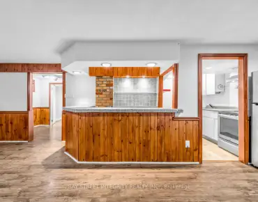 7 Banbury Crt Aurora Highlands, Aurora 4 beds 3 baths 2 garage $1.35M