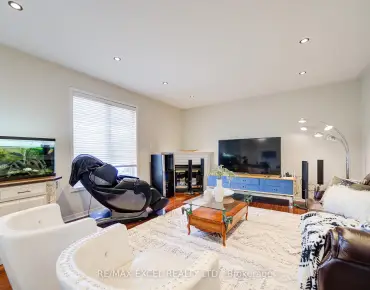 149 Riverwalk Dr Box Grove, Markham 4 beds 4 baths 2 garage $1.399M