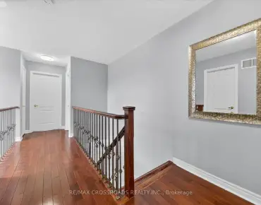 
20 Mill St Vinegar Hill, Markham 3 beds 3 baths  garage $799.888K