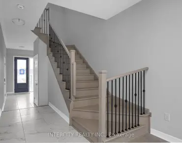 18 Teasel Way <a href='https://luckyalan.com/community.php?community=Markham:Unionville'>Unionville, Markham</a> 4 beds 5 baths 2 garage $1.389M
