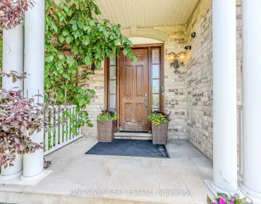 
131 Lormel Gate <a href='https://luckyalan.com/community.php?community=Vaughan:Vellore Village'>Vellore Village, Vaughan</a> 3 beds 4 baths 2 garage $1.35M