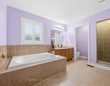 10 Stancroft Dr Westbrook, Richmond Hill 4 beds 6 baths 4 garage $2.76M