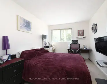 26 Barnstone Dr Wismer, Markham 4 beds 4 baths 1 garage $1.499M