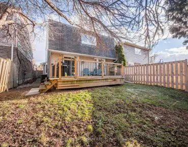 92 Mapes Ave <a href='https://luckyalan.com/community.php?community=Vaughan:West Woodbridge'>West Woodbridge, Vaughan</a> 3 beds 3 baths 2 garage $1.25M
