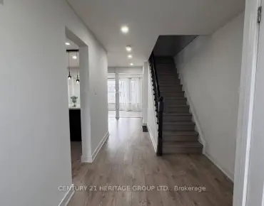 735 Pam Cres Huron Heights-Leslie Valley, Newmarket 3 beds 4 baths 1 garage $788K
