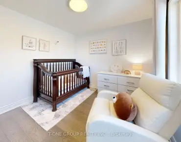 
880 Isaac Phillips Way Summerhill Estates, Newmarket 3 beds 4 baths 1 garage $899K
