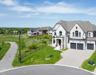 2321 Major Mackenzie Dr W Maple, Vaughan 2 beds 2 baths  garage $1.199M