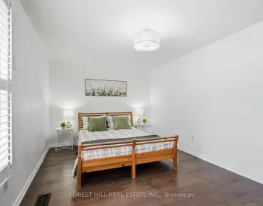 2321 Major Mackenzie Dr W Maple, Vaughan 2 beds 2 baths  garage $1.199M