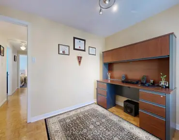 31 Weekes Ave <a href='https://luckyalan.com/community_CN.php?community=Richmond Hill:Oak Ridges'>Oak Ridges, Richmond Hill</a> 4 beds 4 baths 2 garage $1.449M